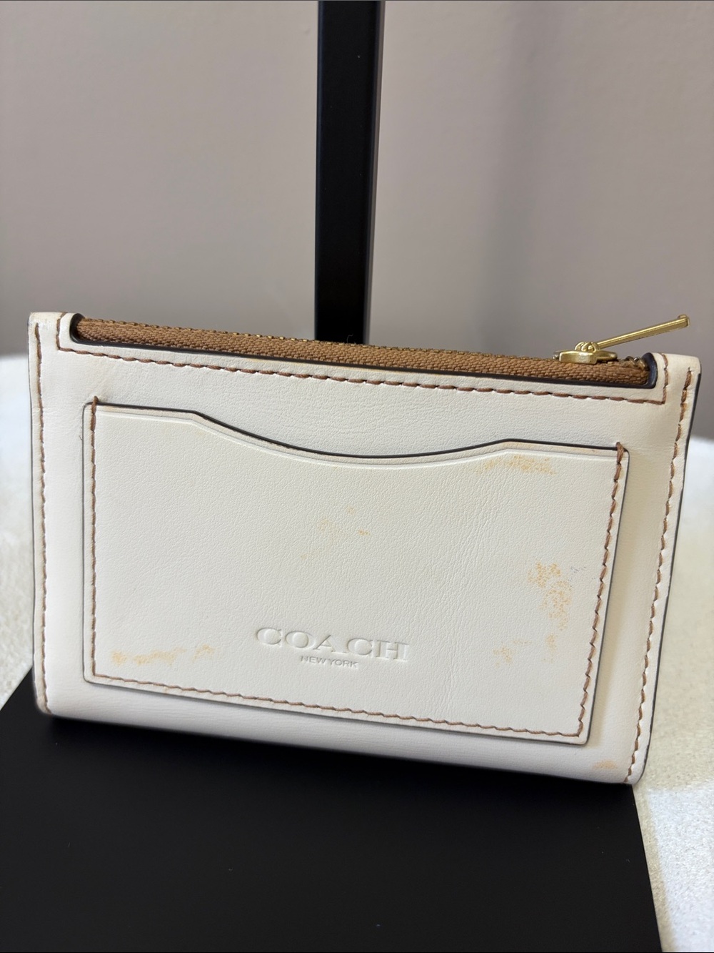 Coach Cream Leather Card Case with Rainbow Skate Logo - Picture 10 of 16